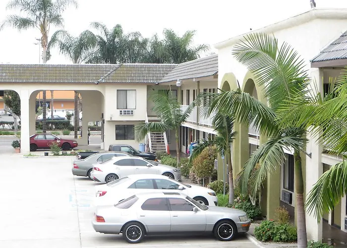 National Inn Garden Grove